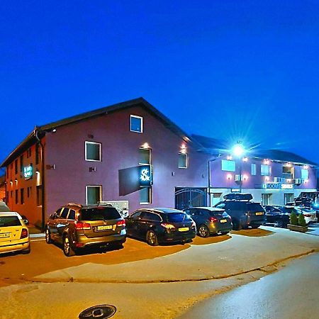 Rooms " Simke " Суботиця Екстер'єр фото